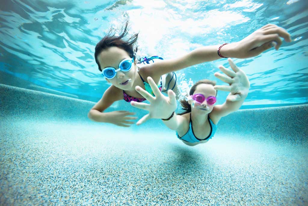 Cómo el cloro mantiene a las piscinas seguras para disfrutar el verano -  Información sobre la seguridad química